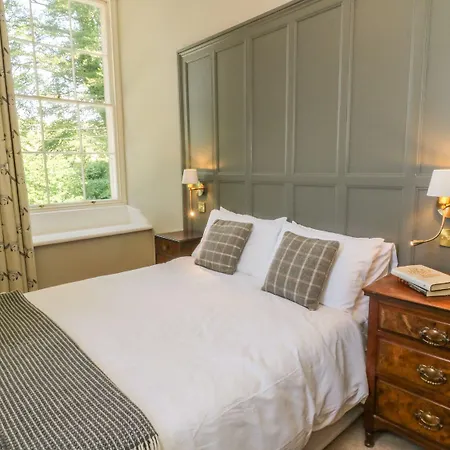 Daire Magistrates Chambers *